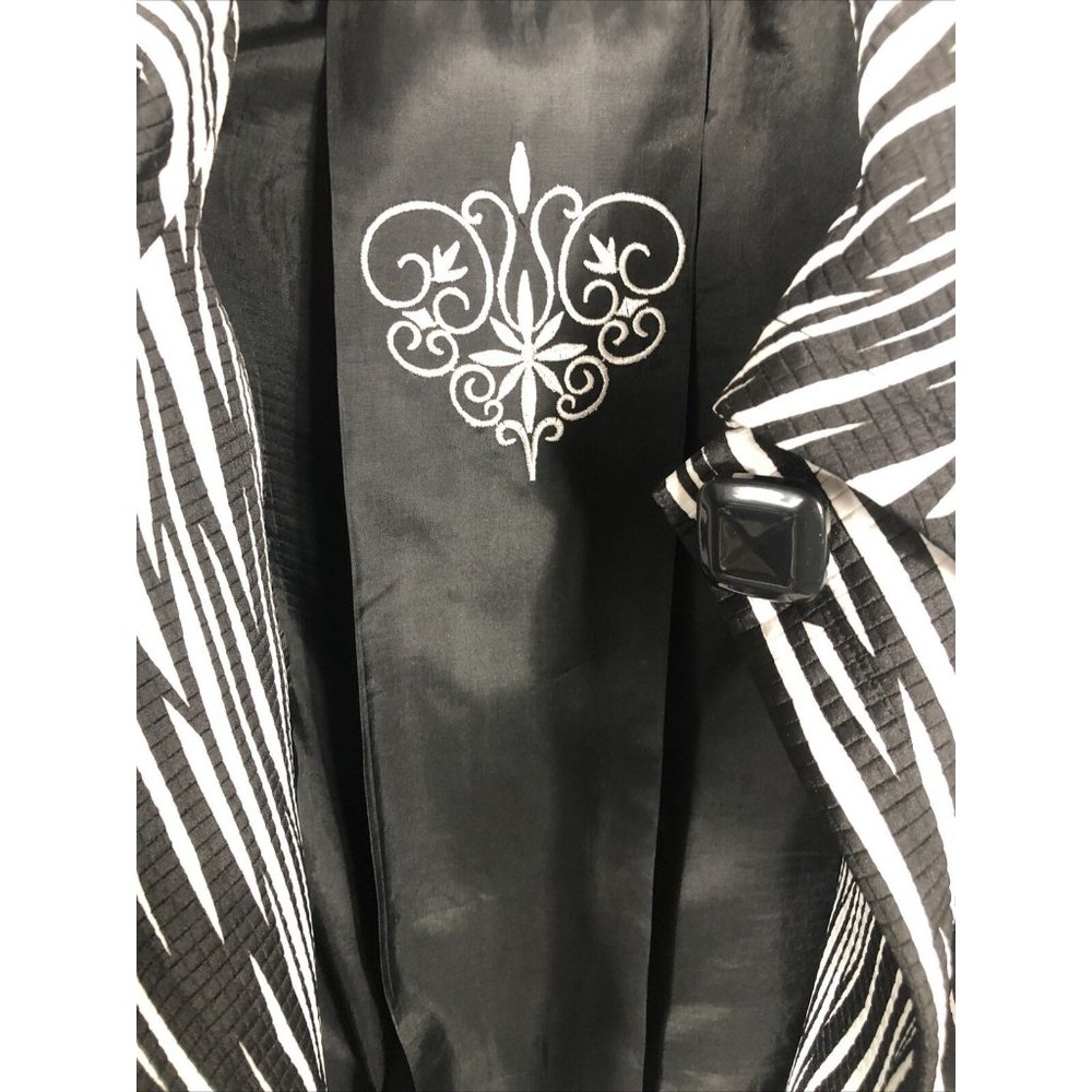 Trevan Blazer Jacket Women’s Size 8 3/4 Length Sleeve Animal Print - Picture 11 of 16